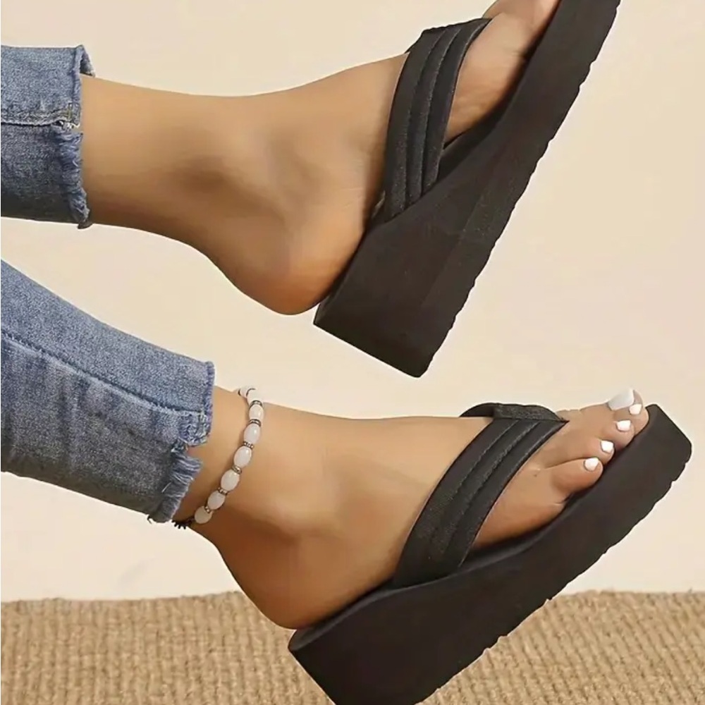 Women's Black Platform Sandals